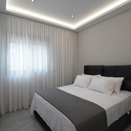 Brand New 3Br With 2 Bathrooms Marousi Apartment Athens Ngoại thất bức ảnh
