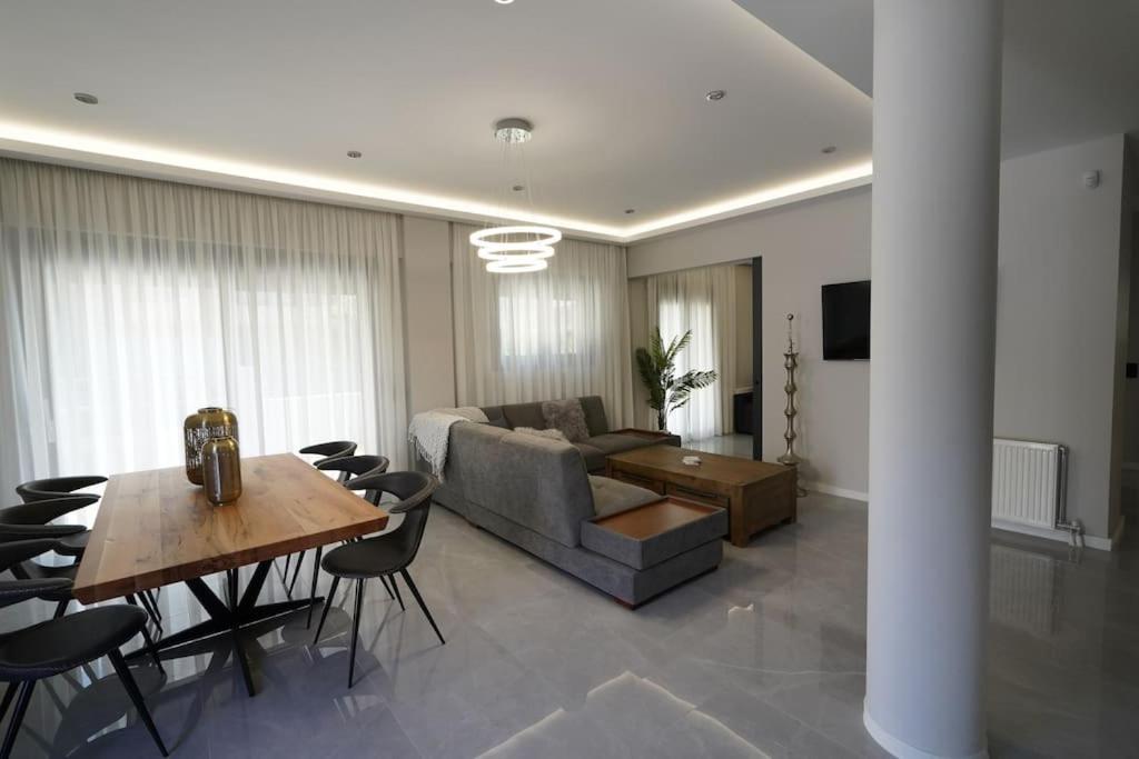 Brand New 3Br With 2 Bathrooms Marousi Apartment Athens Ngoại thất bức ảnh